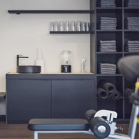 Ξενοδοχείο National By Mountain Νταβός