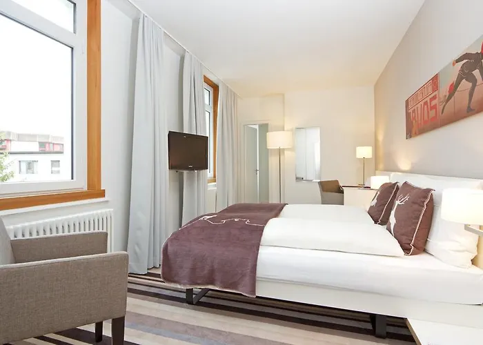 酒店 National By Mountain 3*