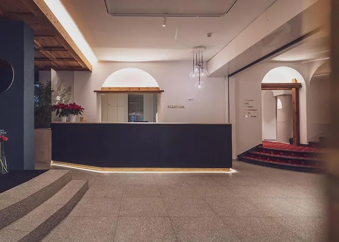 National By Mountain Hotel 3*