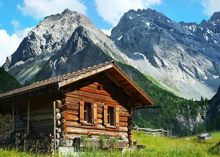 National By Mountain 酒店