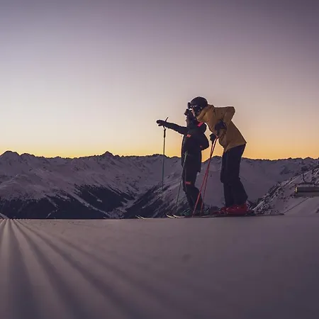 National By Mountain 3* دافوس